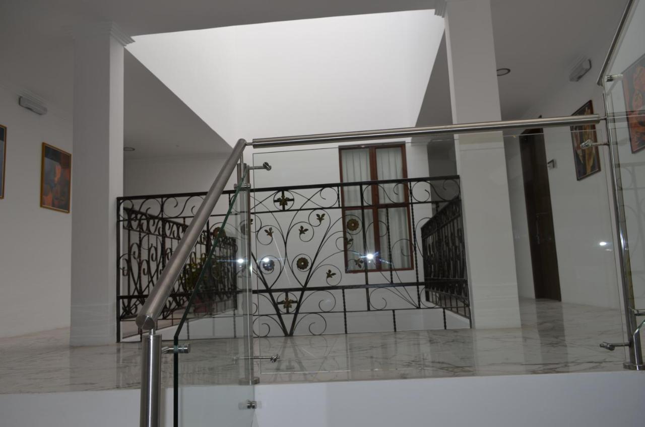 Hotel Gran Mariscal Кито Экстерьер фото