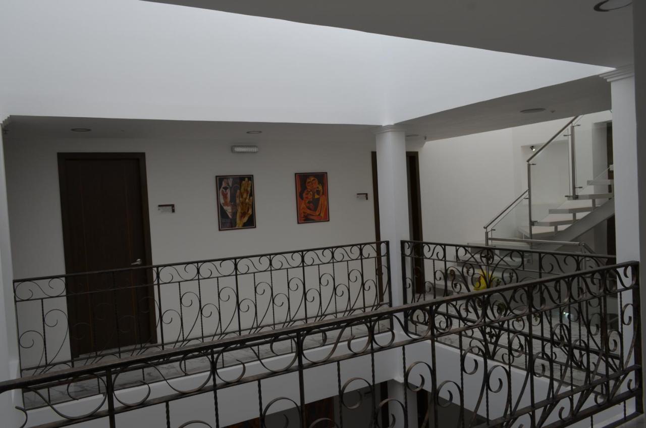 Hotel Gran Mariscal Кито Экстерьер фото