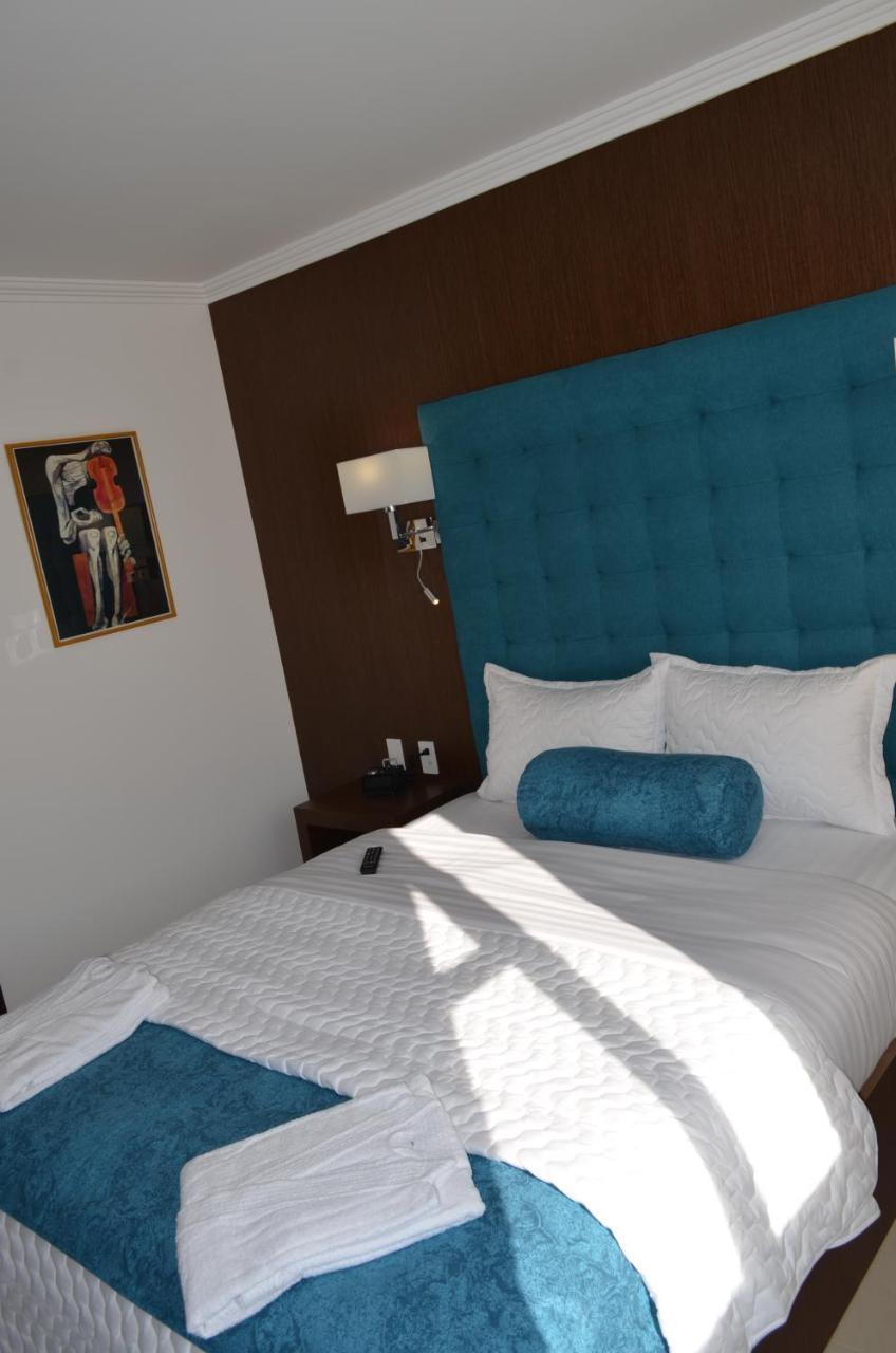Hotel Gran Mariscal Кито Экстерьер фото
