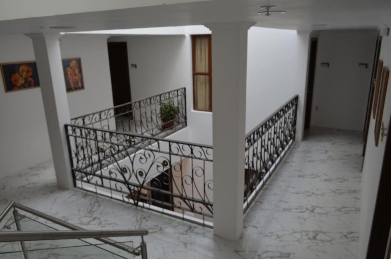 Hotel Gran Mariscal Кито Экстерьер фото