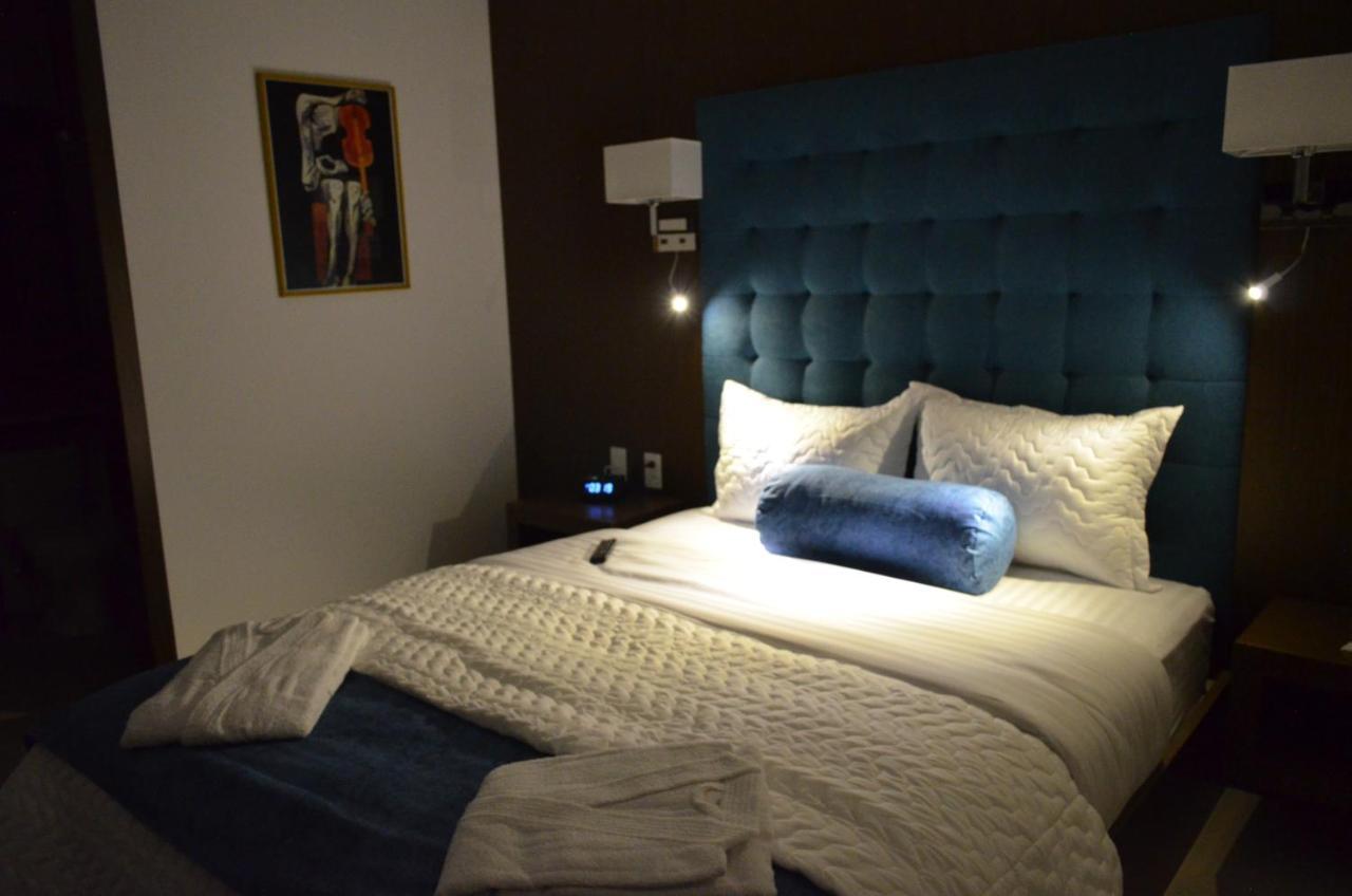 Hotel Gran Mariscal Кито Экстерьер фото