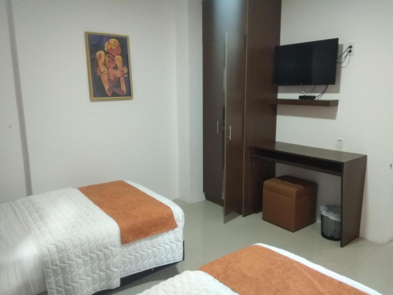 Hotel Gran Mariscal Кито Экстерьер фото